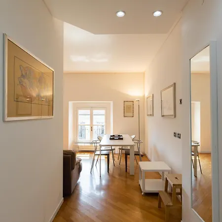 Apartment Brera District Coosy New Mailand